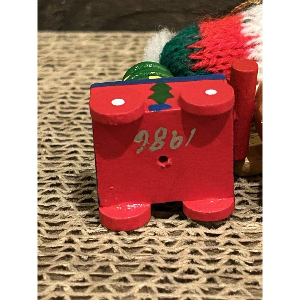 VTG 1986 Wooden teddy bear wagon tree heart ornament‎ Xmas decor
